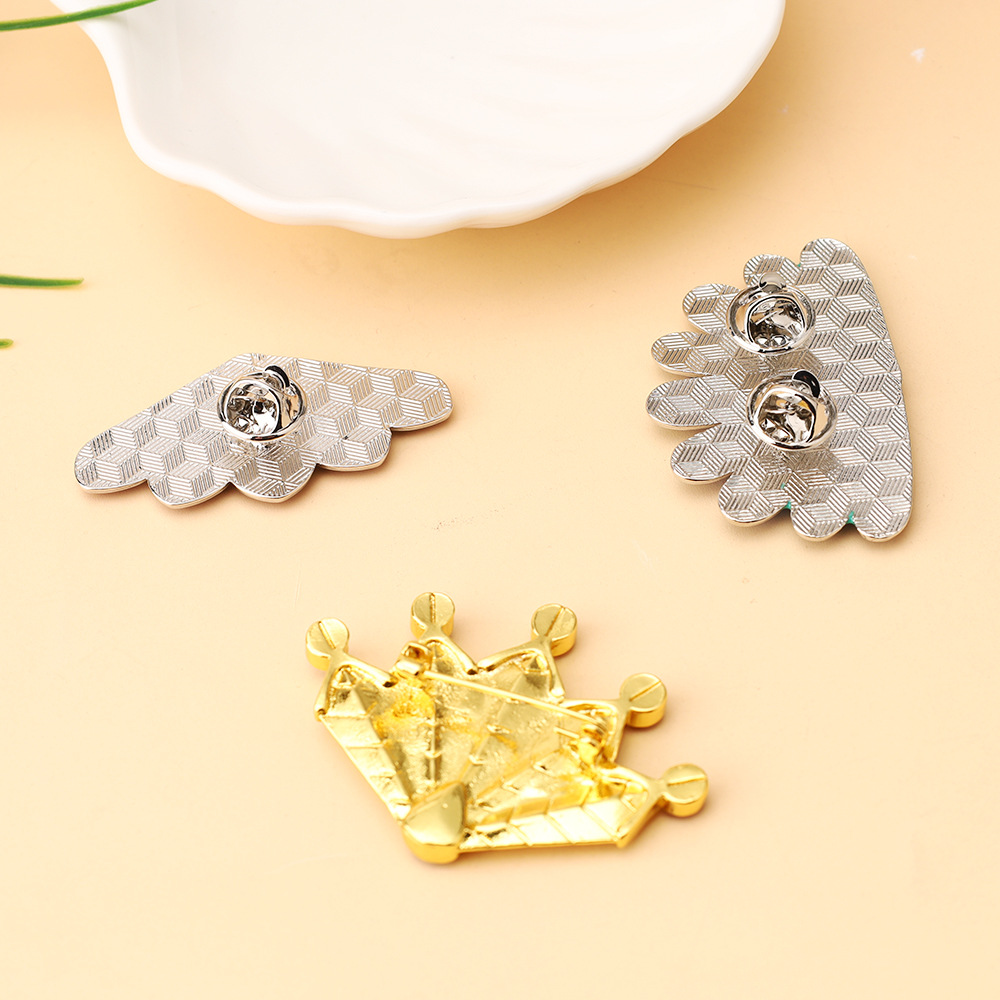 Anime Creative Fantail Brooch  - Tuxedo Lapel Pin review and price